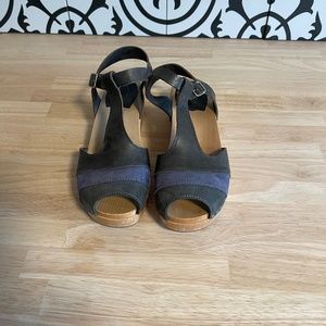 Swedish Hasbeen two toned blue suede low wedges